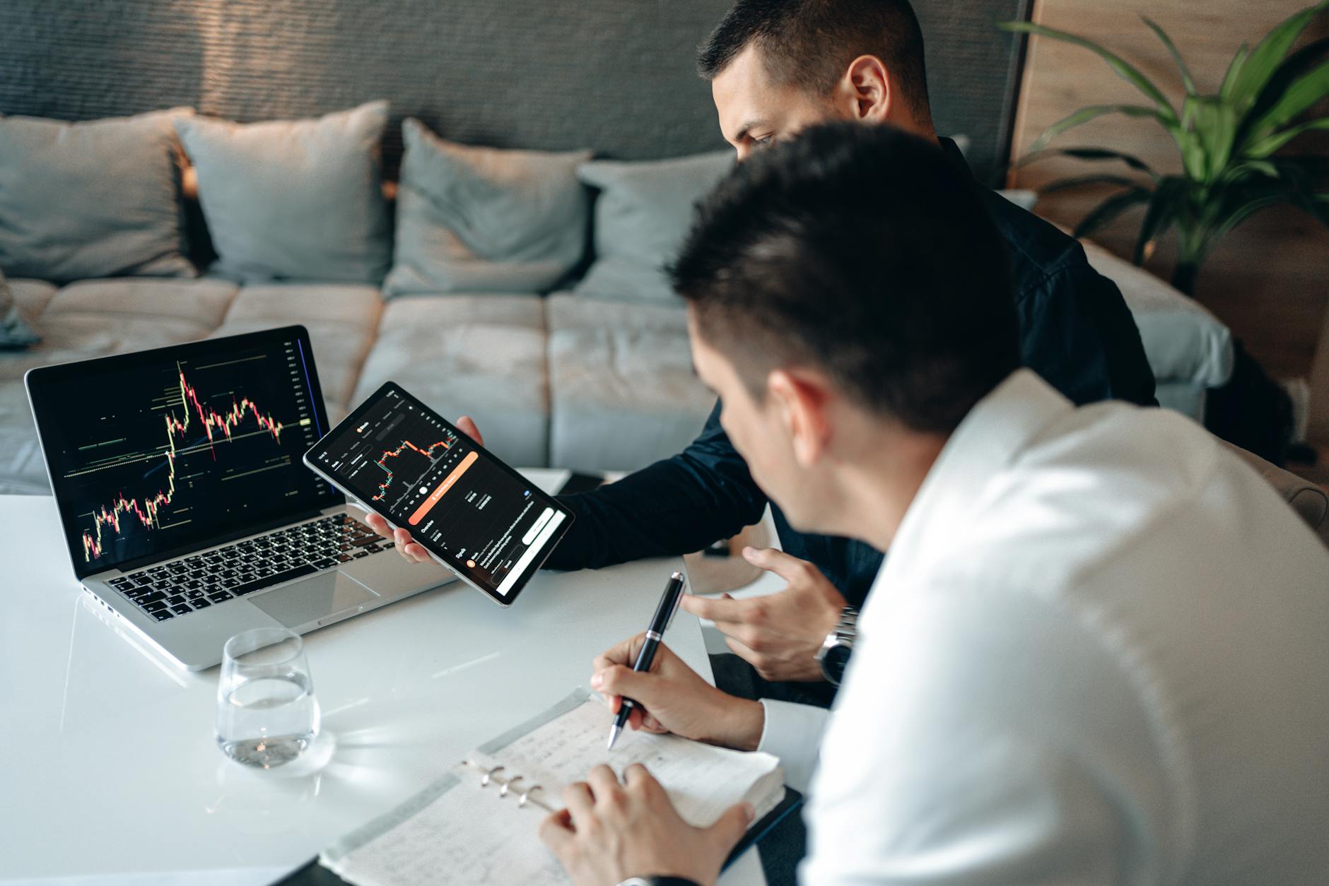 Outdated PPC practices vs modern strategies 2026