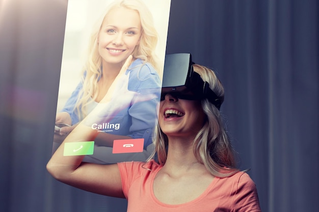 Porovnání obsahu reálného influencera a AI virtuálního tvůrce